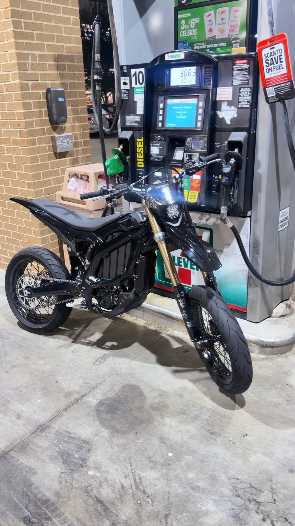 Ultra Bee Supermoto Wheelset 17”