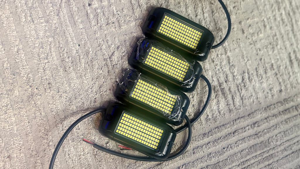 108 LED rock light (battery powered)